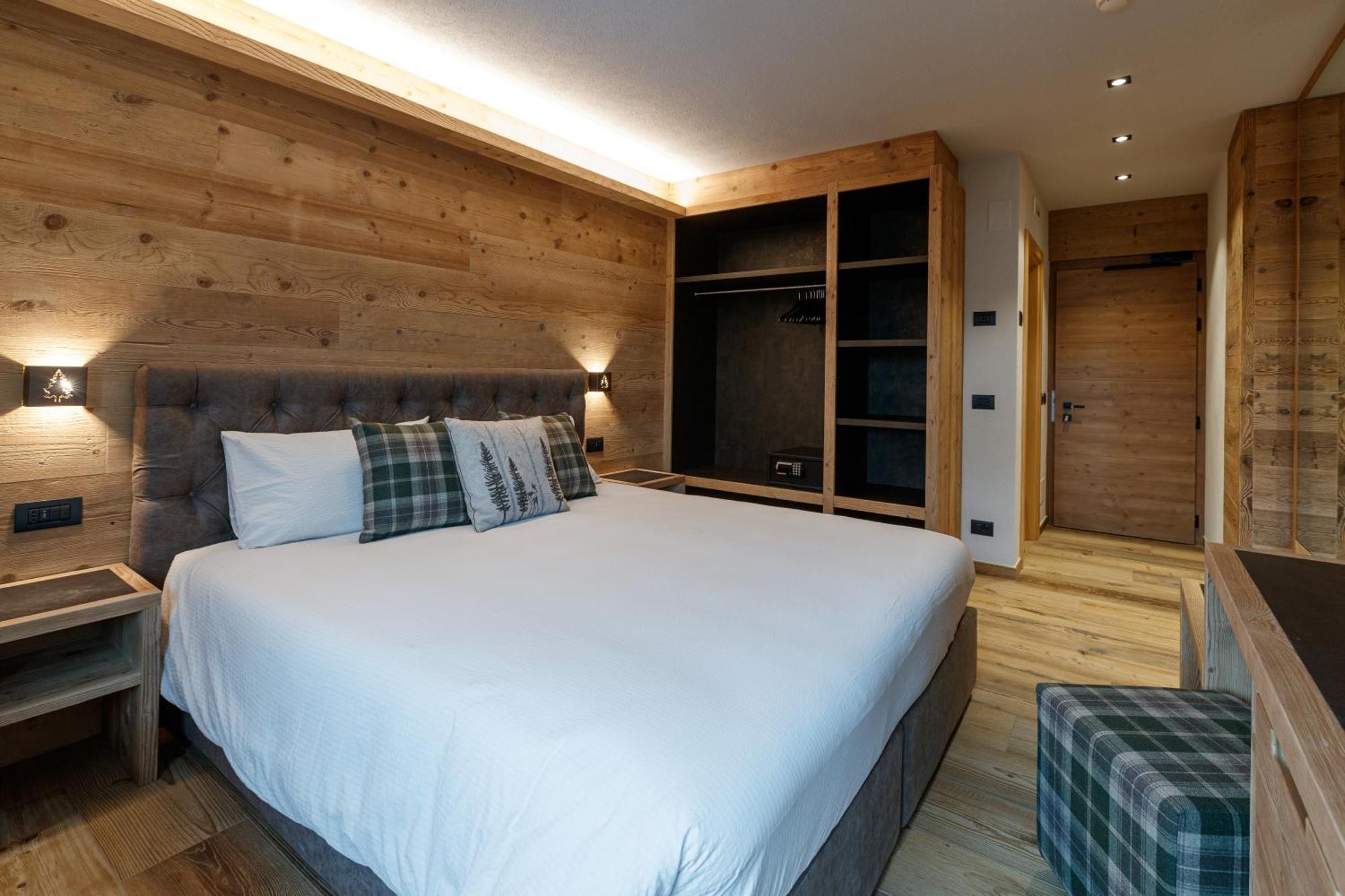 Sci Sport Rooms & Suites บอร์มิโอ ภายนอก รูปภาพ
